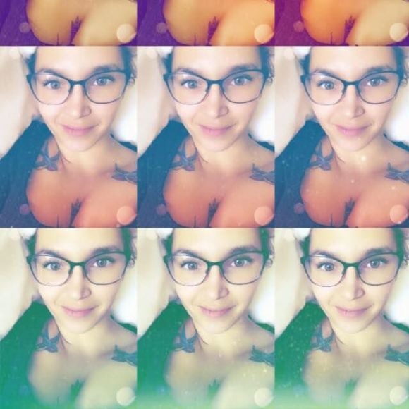 Meet your Posher, Meredith - Picture 1 of 1